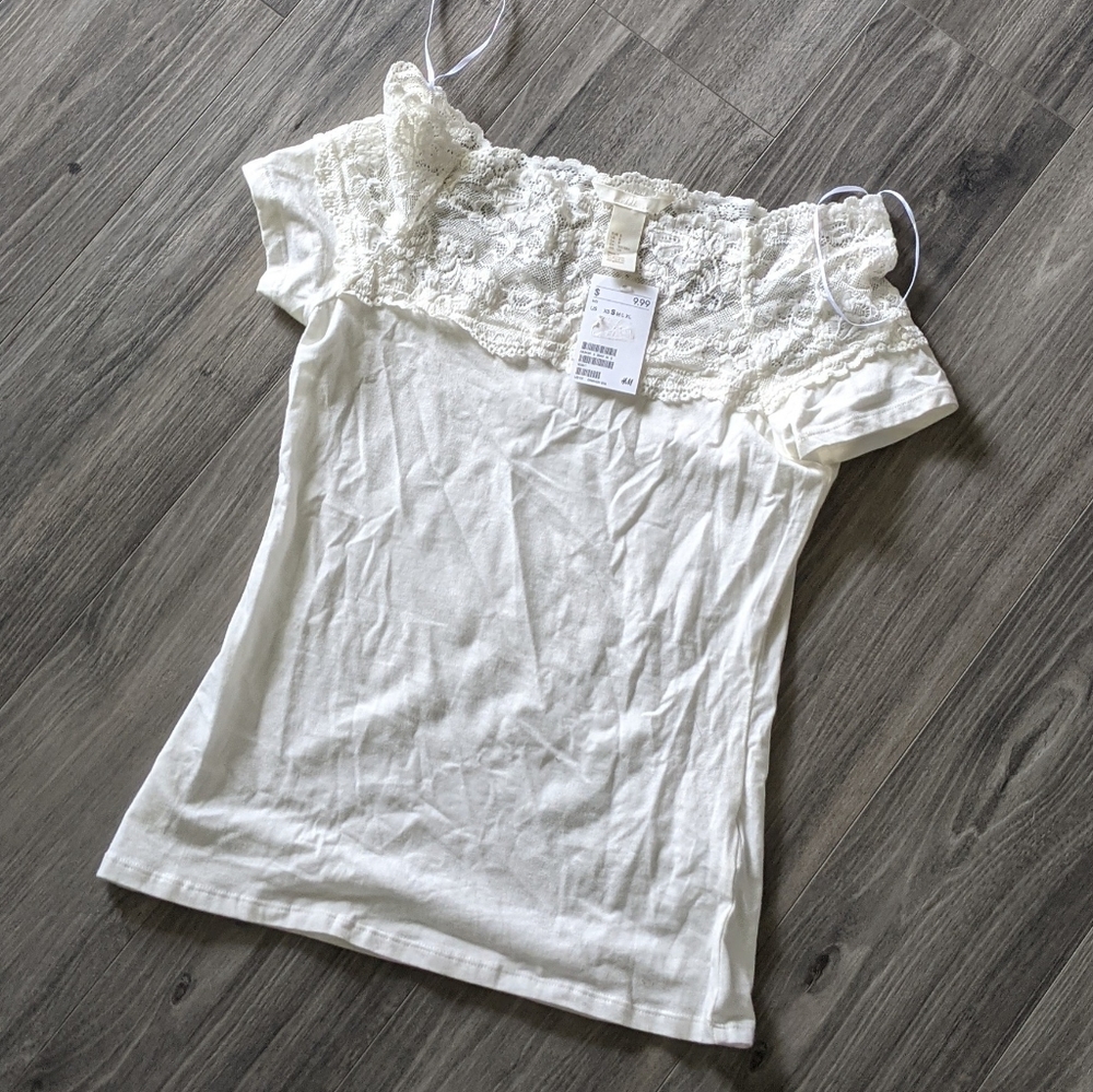 H&M white lace top